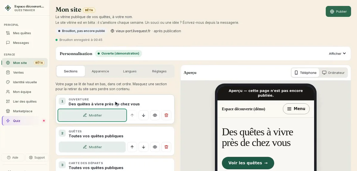 Éditeur de la vitrine : sections réordonnables à gauche, aperçu de la page publique sur téléphone à droite
